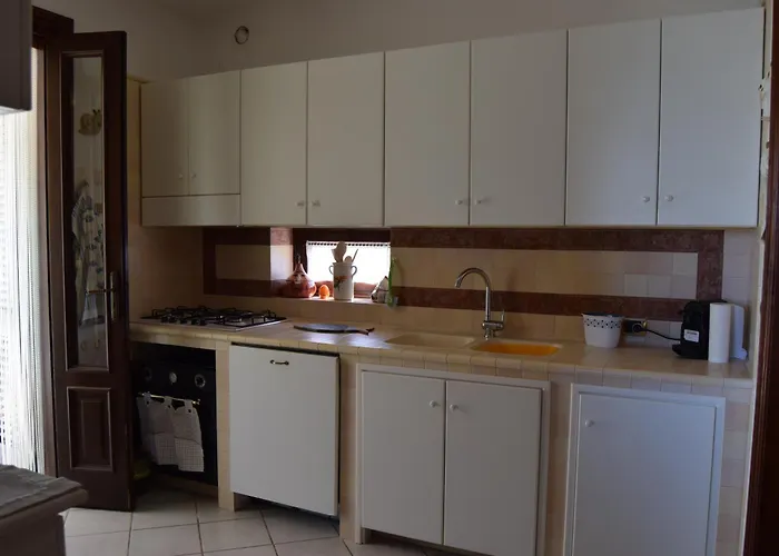 Dimora Del Marchese מלון דירות 4*